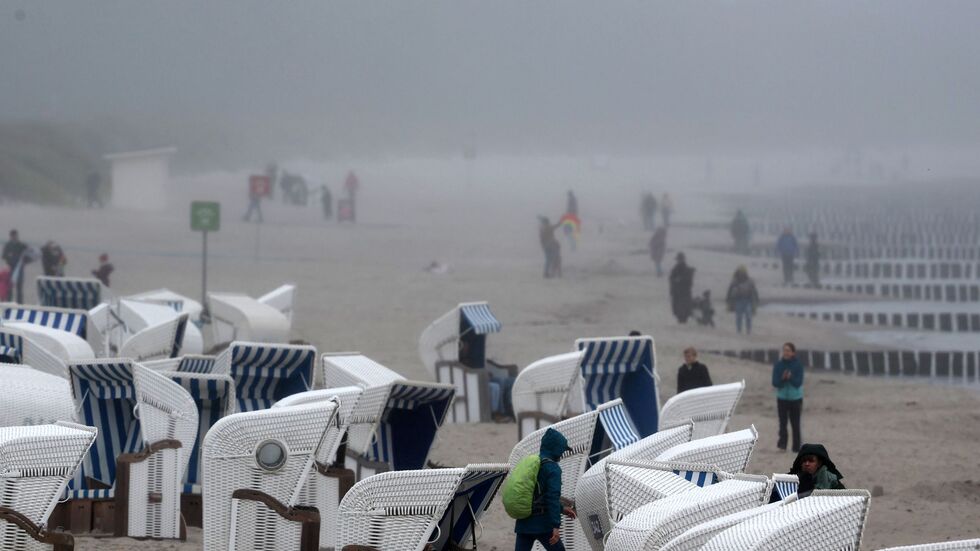 Einen Strandurlaub stellen sich Spanier entschieden anders vor. (Archivbild) Einen Strandurlaub stellen sich Spanier entschieden anders vor. (Archivbild)