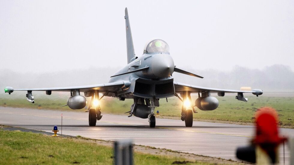 Deutsche Eurofighter sollen von Polen aus zum Schutz der Nato-Ostflanke beitragen. (Archivbild) Deutsche Eurofighter sollen von Polen aus zum Schutz der Nato-Ostflanke beitragen. (Archivbild)