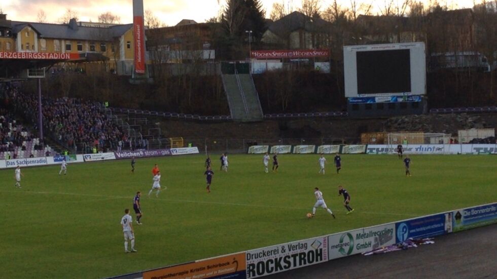 Aue gewinnt gegen Großas­pach mit 2:0. (Foto: Redak­tion)