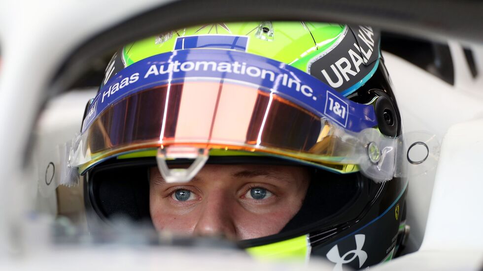 Nun hofft er auf ein Cockpit in der IndyCar-Serie.  Nun hofft er auf ein Cockpit in der IndyCar-Serie.