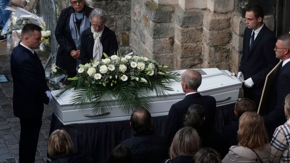 Der Mord an Lola sorgte in ganz Frankreich für Entsetzen. (Archivbild) Der Mord an Lola sorgte in ganz Frankreich für Entsetzen. (Archivbild)