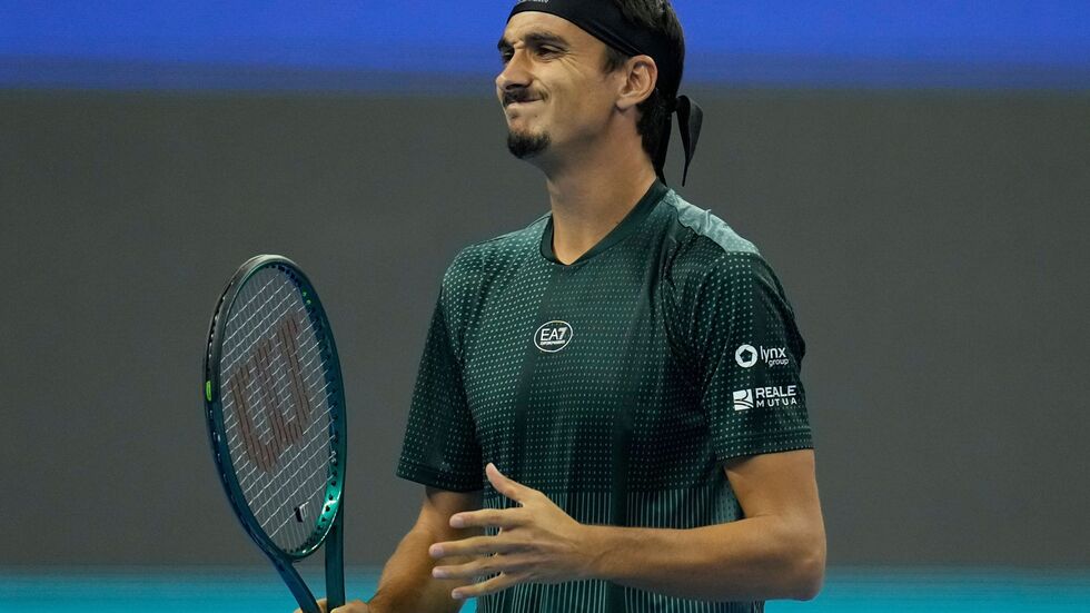 Lorenzo Sonego war gegen Alexander Zverev zwischenzeitlich verärgert.  Lorenzo Sonego war gegen Alexander Zverev zwischenzeitlich verärgert.