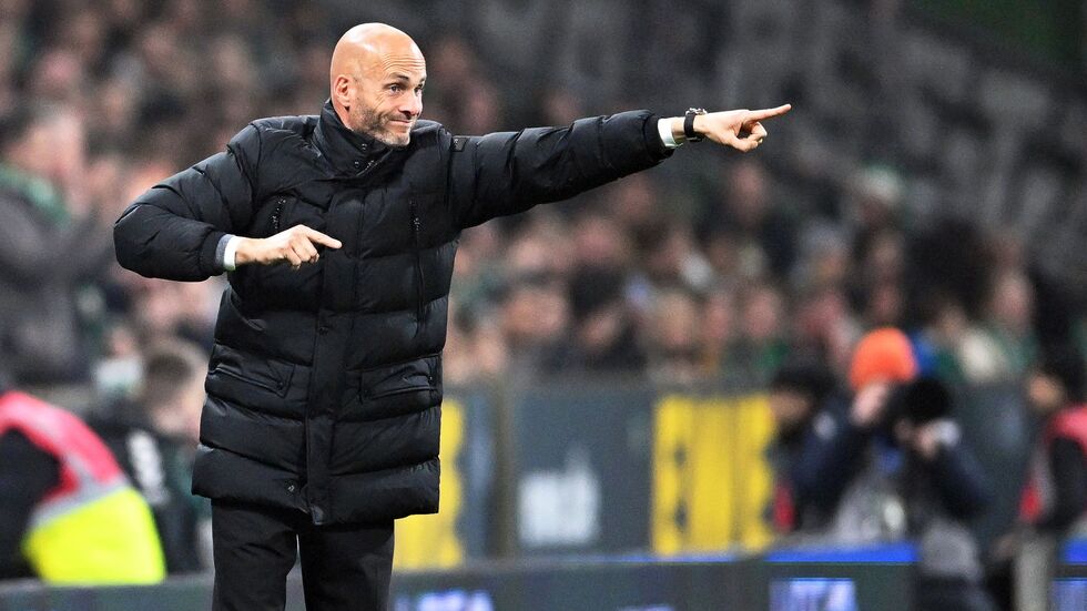 Dirigierte leidenschaftlich seine Mannschaft: Wolfsburgs Trainer Paul Simonis. Dirigierte leidenschaftlich seine Mannschaft: Wolfsburgs Trainer Paul Simonis.