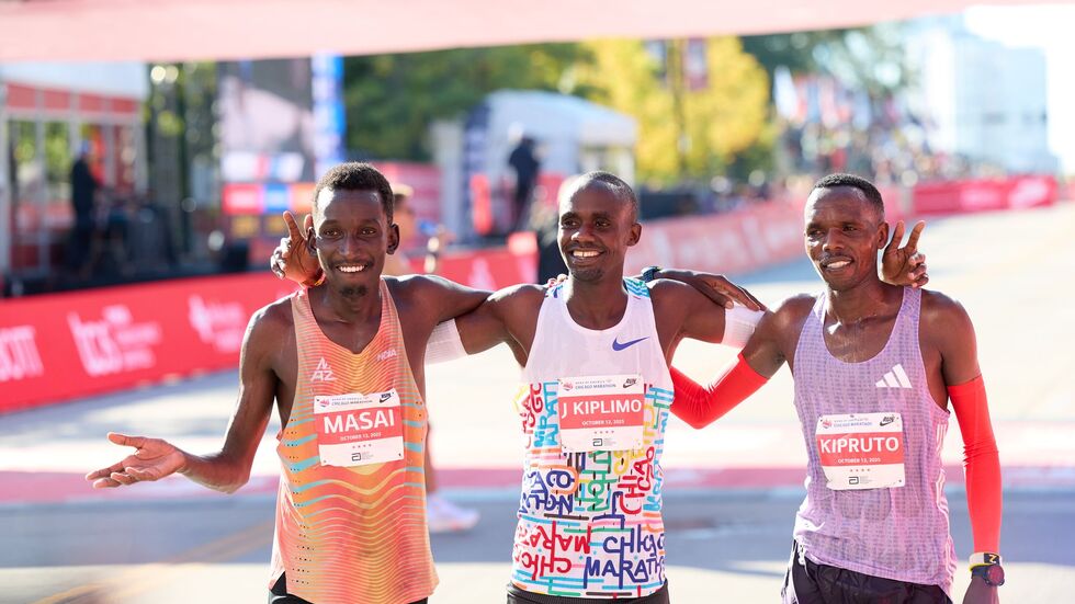 Jacob Kiplimo (M) aus Uganda hat den Chicago-Marathon gewonnen.  Jacob Kiplimo (M) aus Uganda hat den Chicago-Marathon gewonnen.
