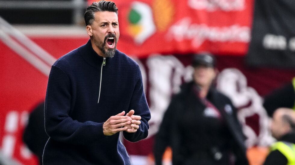 Die vierte Pleite für Wagner nacheinander - beim bisher punktlosen 1. FC Heidenheim. Die vierte Pleite für Wagner nacheinander - beim bisher punktlosen 1. FC Heidenheim.