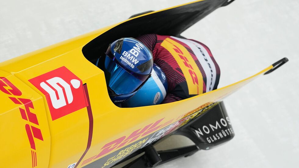  Francesco Friedrich und Alexander Schaller rasen im Zweierbob auf Rang zwei. 