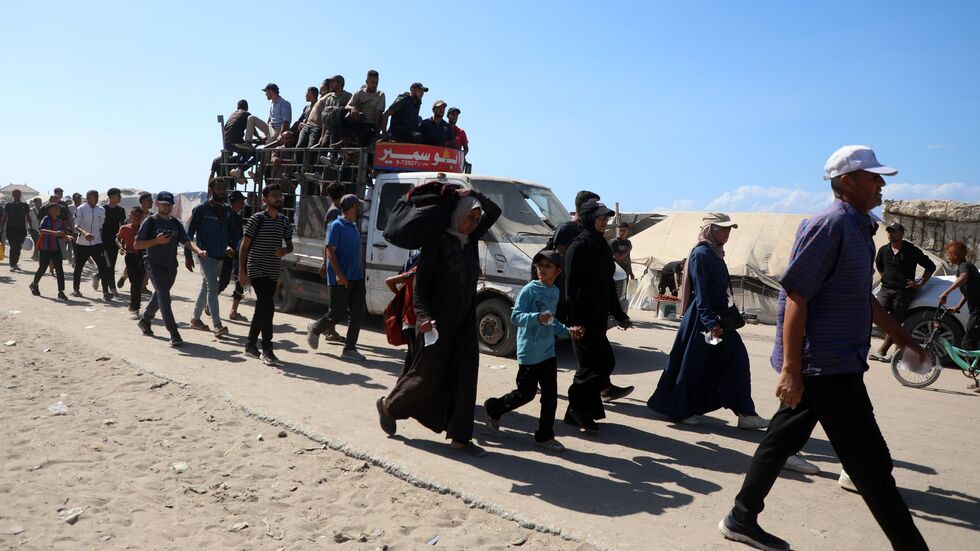 Rund 200.000 Palästinenser soll seit Beginn der Waffenruhe in Gazas Norden zurückgekehrt sein. Rund 200.000 Palästinenser soll seit Beginn der Waffenruhe in Gazas Norden zurückgekehrt sein.