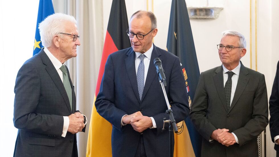 Merz lernte die Mitglieder der Landesregierung kennen. Merz lernte die Mitglieder der Landesregierung kennen.