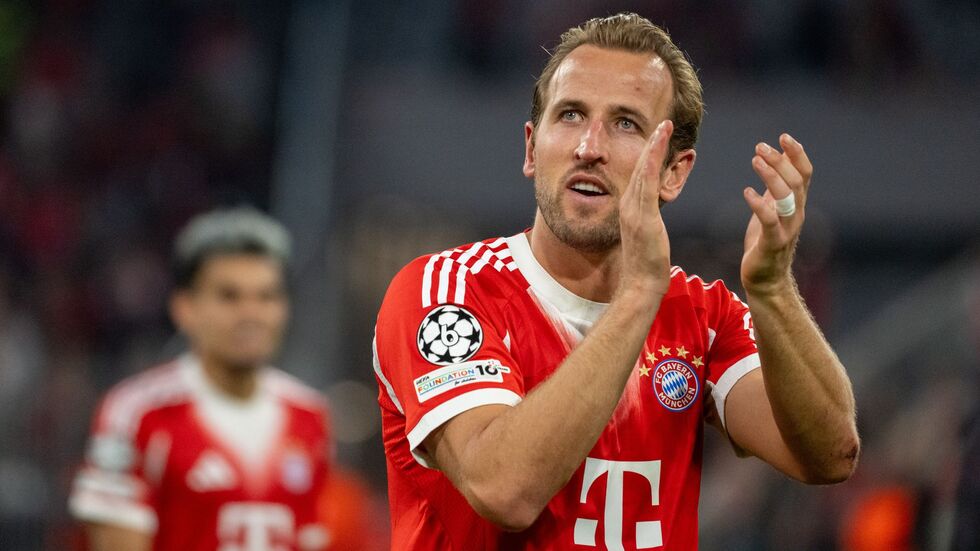 Applaus, Applaus: Harry Kane trifft doppelt gegen Chelsea. Applaus, Applaus: Harry Kane trifft doppelt gegen Chelsea.