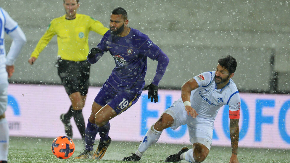 Cebiou Soukou hat Aue zum Heimsieg gegen Darmstadt geschossen (Foto: imago/Eibner)