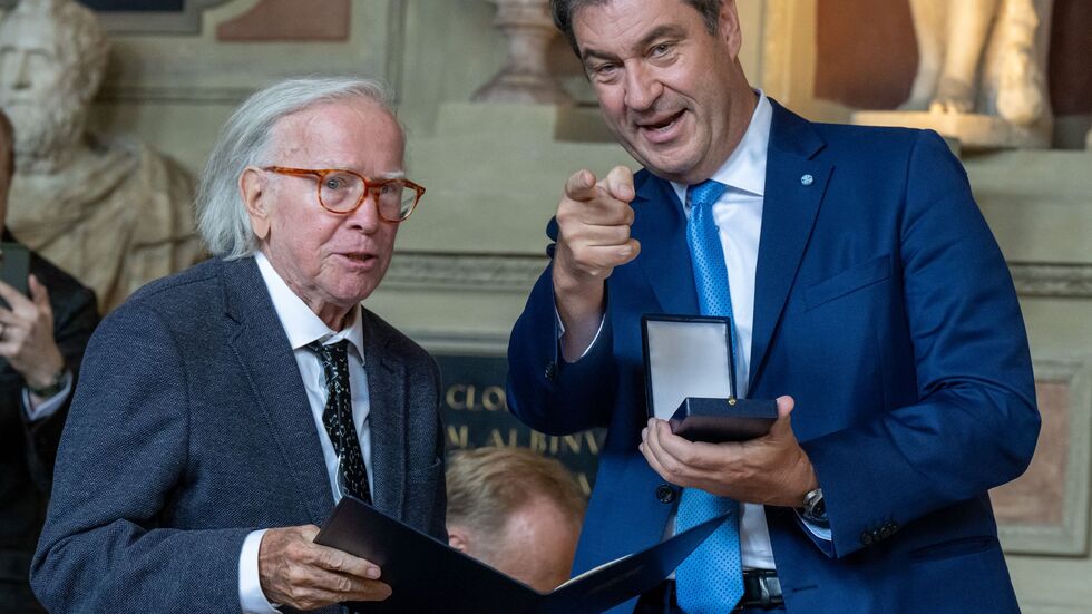 Doldinger erhielt vor gut zwei Jahren den Bayerischen Maximiliansorden. (Archivbild) Doldinger erhielt vor gut zwei Jahren den Bayerischen Maximiliansorden. (Archivbild)