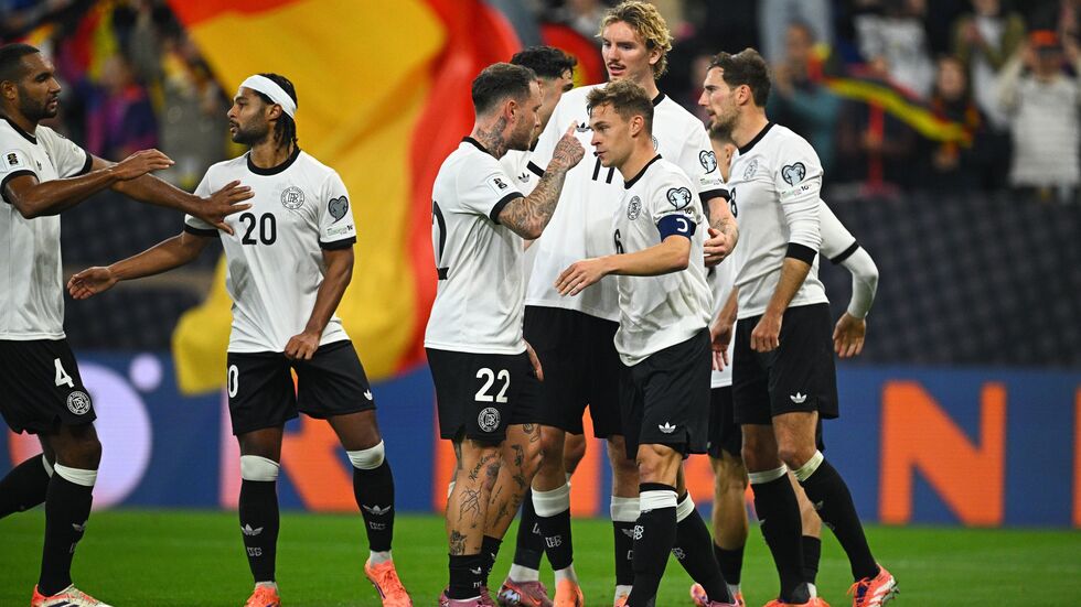 Die Nationalmannschaft erfreut wieder ihre Fans.  Die Nationalmannschaft erfreut wieder ihre Fans.