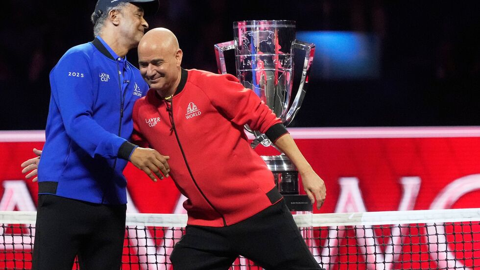Die beiden Tennis-Legenden Yannick Noah (Team Europa) und Andre Agassi (Welt) sind die Kapitäne. Die beiden Tennis-Legenden Yannick Noah (Team Europa) und Andre Agassi (Welt) sind die Kapitäne.