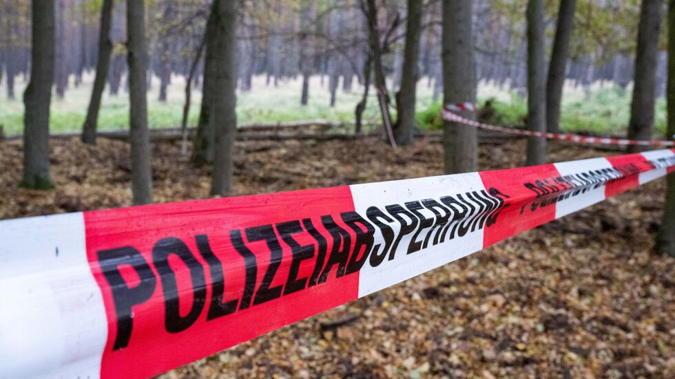 Die Polizei hat in Brandenburg mit Suchen die Ermittlungen im Fall Rebecca fortgesetzt. (Archivbild) Die Polizei hat in Brandenburg mit Suchen die Ermittlungen im Fall Rebecca fortgesetzt. (Archivbild)