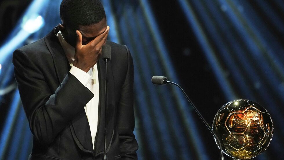 Gewinner des Goldenen Balls: Ousmane Dembélé von Paris Saint-Germain. Gewinner des Goldenen Balls: Ousmane Dembélé von Paris Saint-Germain.