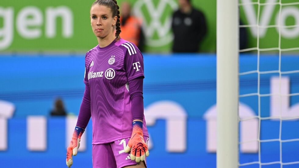 Torhüterin Ena Mahmutovic wird dem FC Bayern und dem deutschen Nationalteam vorerst fehlen. (Archivfoto) Torhüterin Ena Mahmutovic wird dem FC Bayern und dem deutschen Nationalteam vorerst fehlen. (Archivfoto)