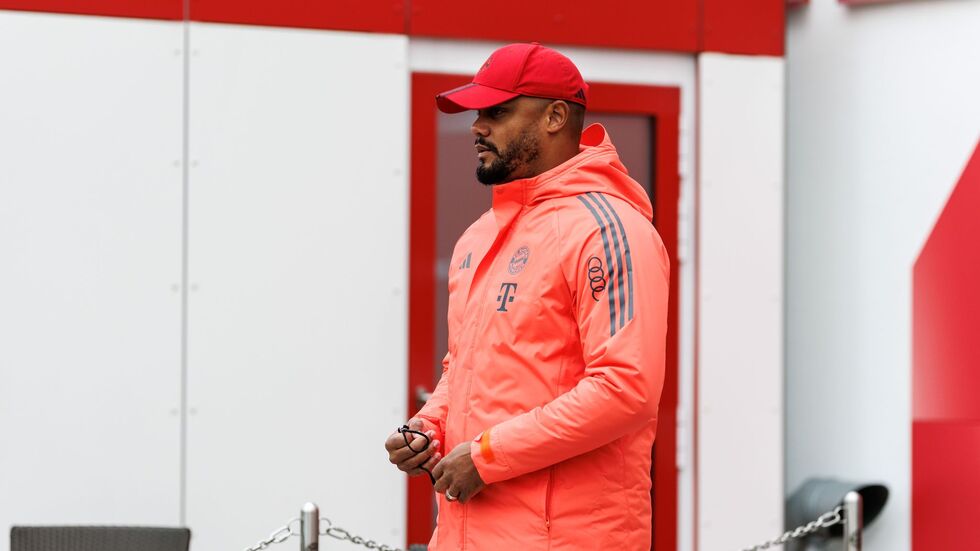 Die dicke Jacke durfte Trainer Vincent Kompany daheim lassen. Die dicke Jacke durfte Trainer Vincent Kompany daheim lassen.