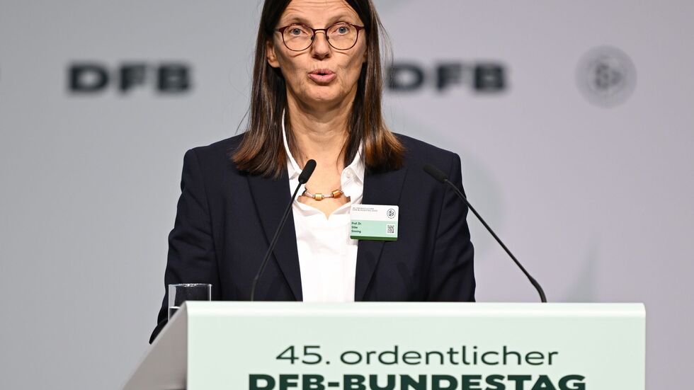 Silke Sinning bleibt Vizepräsidentin des DFB Silke Sinning bleibt Vizepräsidentin des DFB