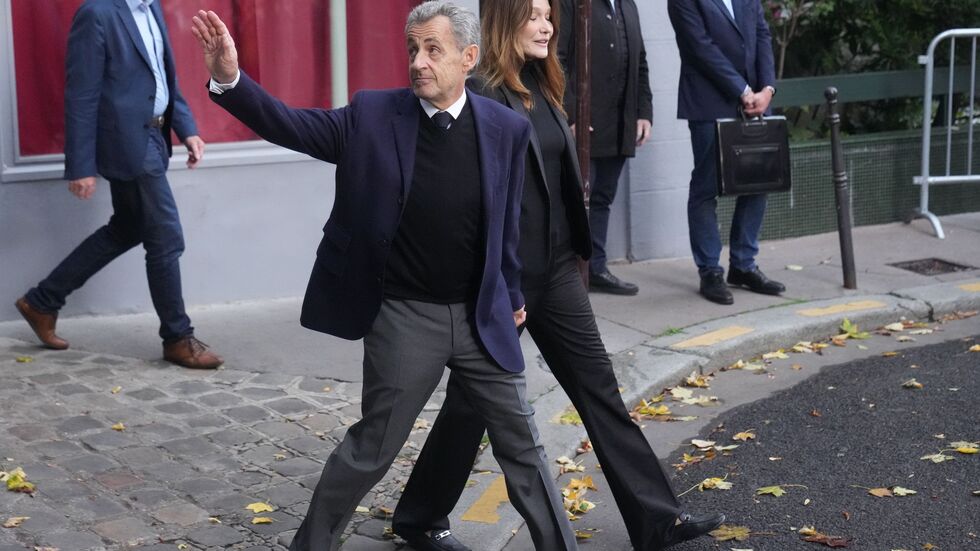 Sarkozy tritt seine Haft an. Sarkozy tritt seine Haft an.