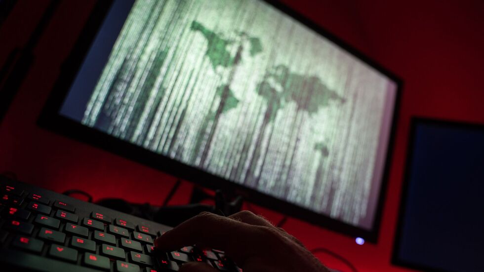 Unter dem Namen «White Tiger» soll ein junger Mann im Internet Kinder und Jugendliche sexuell missbraucht haben. (Symbolbild) Unter dem Namen «White Tiger» soll ein junger Mann im Internet Kinder und Jugendliche sexuell missbraucht haben. (Symbolbild)