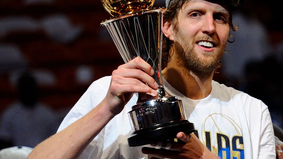 Auch Nowitzki gehört zu den sechs Neuen in der Hall of Fame des deutschen Sports. (Archivbild) Auch Nowitzki gehört zu den sechs Neuen in der Hall of Fame des deutschen Sports. (Archivbild)