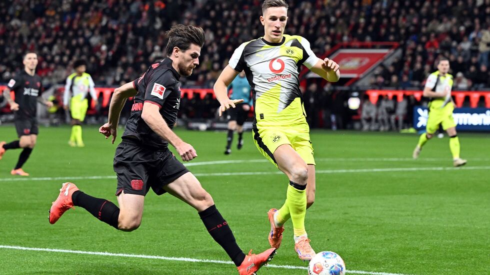 Ein Sieg auch mit Signalwirkung für Nico Schlotterbeck (r)?