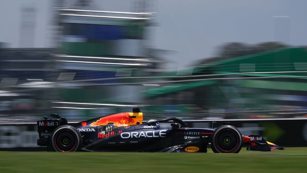 Weltmeister Max Verstappen kam auf dem Kurs in Interlagos nicht zurecht. Weltmeister Max Verstappen kam auf dem Kurs in Interlagos nicht zurecht.