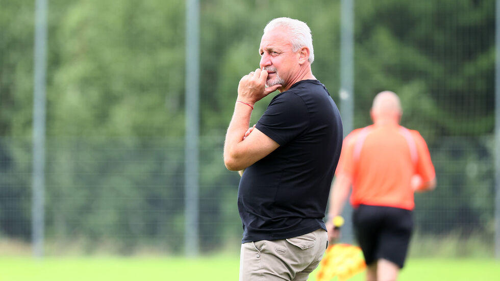 Pavel Dotchev hat den Sieg im Blick