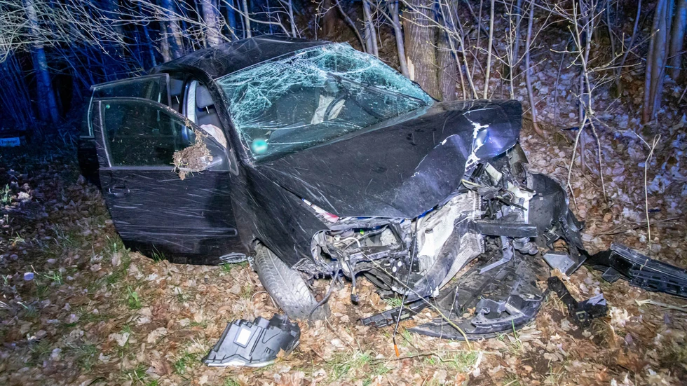 Der VW wurde total zerstört.