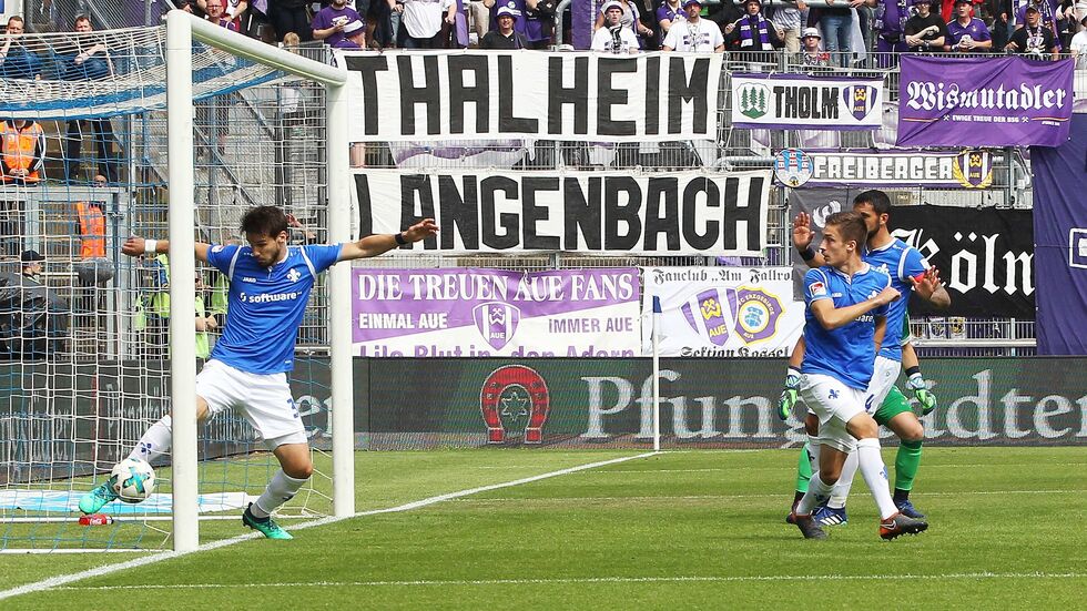 Der fälschlicherweise nicht gegebene Treffer der Veilchen.