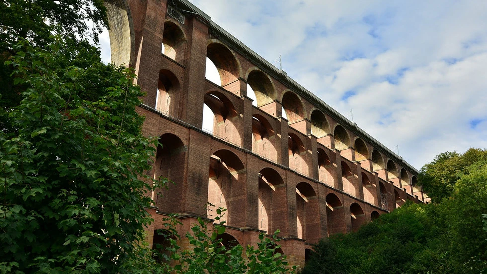 Das Areal um die Göltzschtalbrücke bei Netzschkau könnte touristisch mehr genutzt werden. Das Areal um die Göltzschtalbrücke bei Netzschkau könnte touristisch mehr genutzt werden.