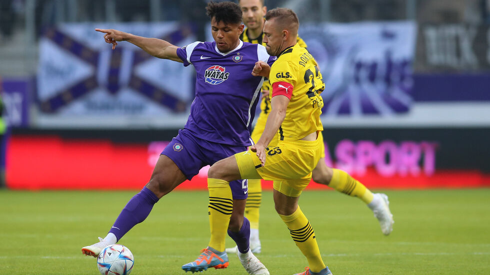 Paul-Philipp Besong (links) erzielte gegen Dortmund II zwei Tore.