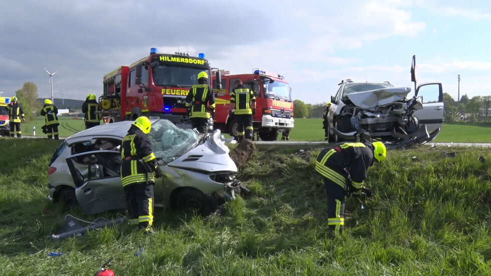Im Einsatz waren über 50 Kameraden der Freiwilligen Feuerwehren Hilmersdorf, Großolbersdorf und Gehringswalde. © extremwetter.tv 