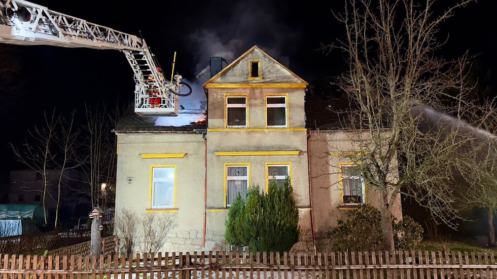 Das brennende haus in Schönheide. Das brennende haus in Schönheide.
