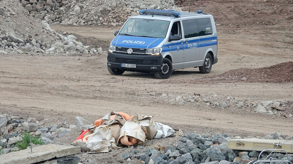 Bereits beim Abriss waren mehrere Blindgänger auf der Baustelle gefunden worden 