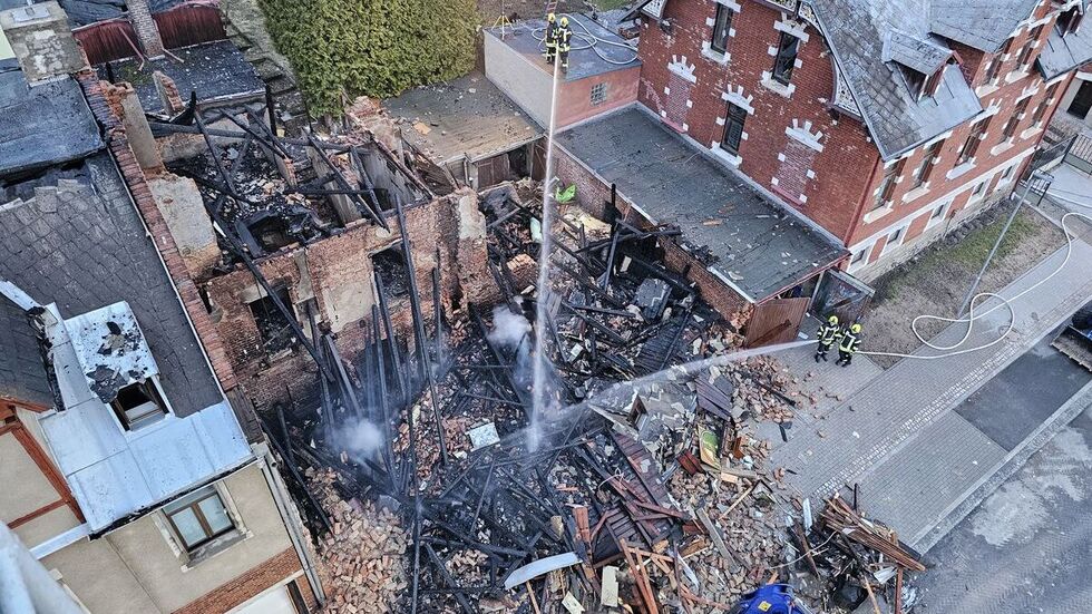 Die Überreste des Hauses nach der nächtlichen Explosion. Die Überreste des Hauses nach der nächtlichen Explosion.