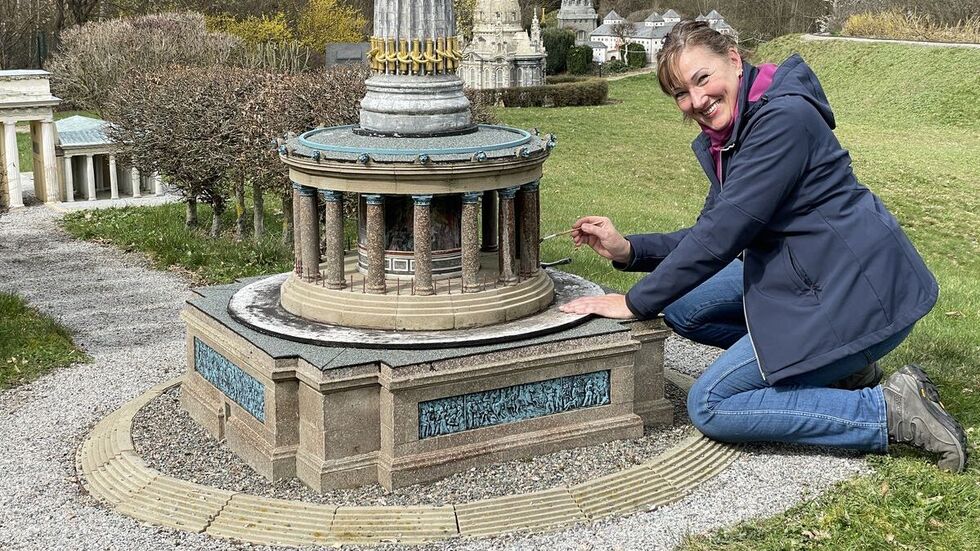 Claudia Schmidt vom Miniwelt-Marketing im Außeneinsatz. Claudia Schmidt vom Miniwelt-Marketing im Außeneinsatz.