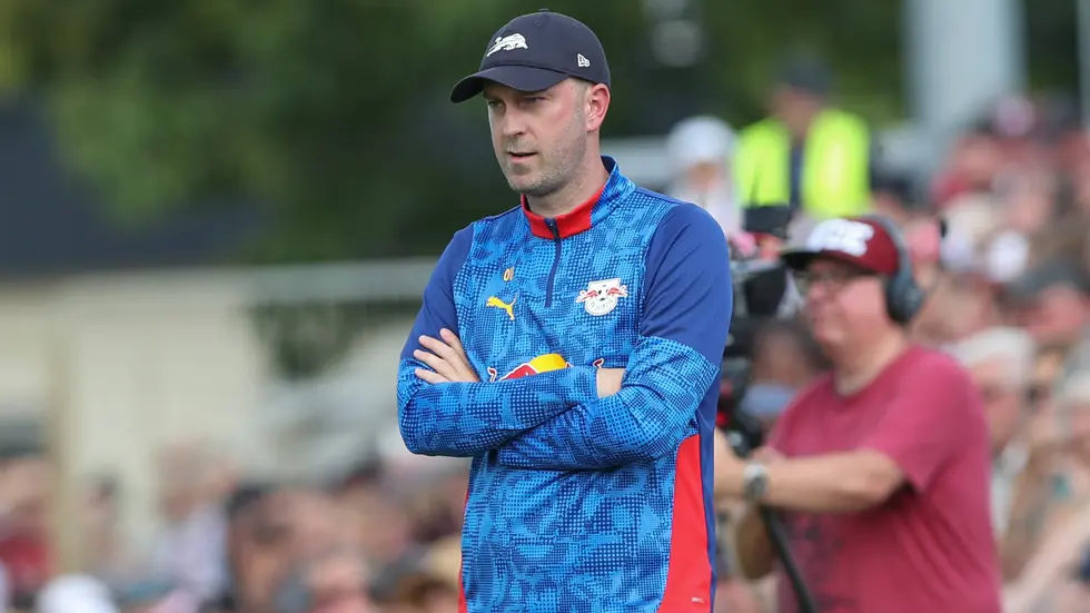 Nach nur einem Jahr ist RB-Trainer Ole Werner (38) trotz der punktemäßig besten Saison für RB Leipzig entlassen worden.