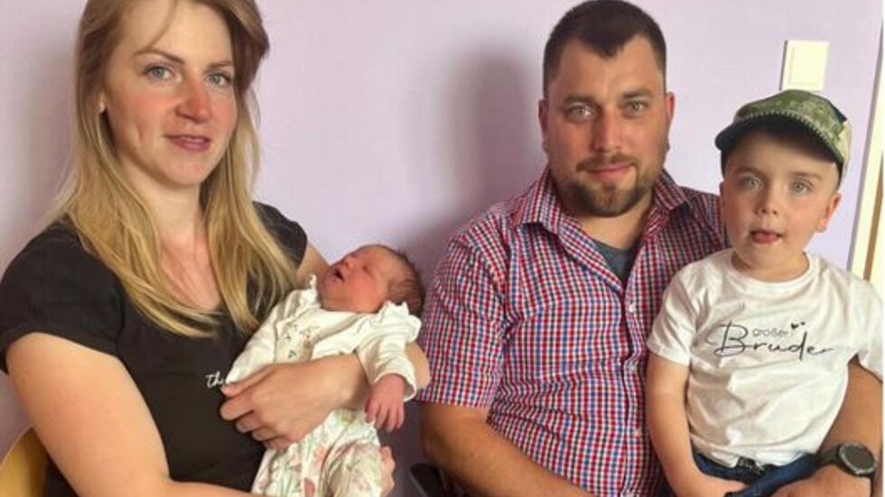 Die 200. Geburt im Jahr 2024 im Haus Annaberg: Letty Großmann mit ihrer Familie Die 200. Geburt im Jahr 2024 im Haus Annaberg: Letty Großmann mit ihrer Familie