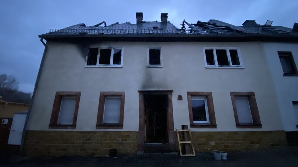 Das Wohnhaus an der Fischergasse in Rochlitz ist nach dem Brand einsturzgefährdet. Das Wohnhaus an der Fischergasse in Rochlitz ist nach dem Brand einsturzgefährdet.