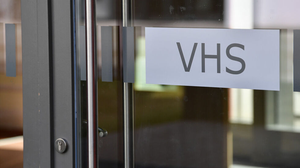 Das Jahr 1919 war Geburtsjahr für rund 900 Volkshochschulen in Deutschland. © Symbol/dpa Das Jahr 1919 war Geburtsjahr für rund 900 Volkshochschulen in Deutschland. © Symbol/dpa