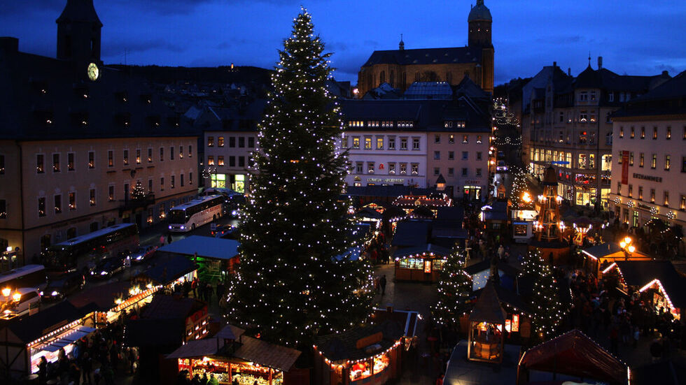 Der Weihnachtsmarkt in Annaberg-Buchholz geht am Freitag um 17 Uhr los. © Redaktion/Archiv Der Weihnachtsmarkt in Annaberg-Buchholz geht am Freitag um 17 Uhr los. © Redaktion/Archiv