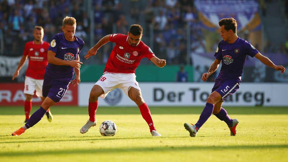 Erzgebirge Aue scheitert in der ersten Pokalrunde an Bundesligist Mainz.