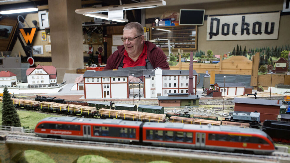 Die letzten Vorbereitungen für die große Schau laufen.