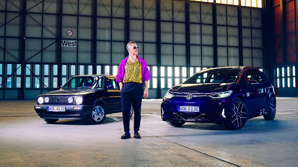 Stilsicher: Star DJ Purple Disco Machine liefert nicht nur die Inspiration, sondern auch den Soundtrack zum Sondermodell ID.3 GTX FIRE+ICE. Stilsicher: Star DJ Purple Disco Machine liefert nicht nur die Inspiration, sondern auch den Soundtrack zum Sondermodell ID.3 GTX FIRE+ICE.