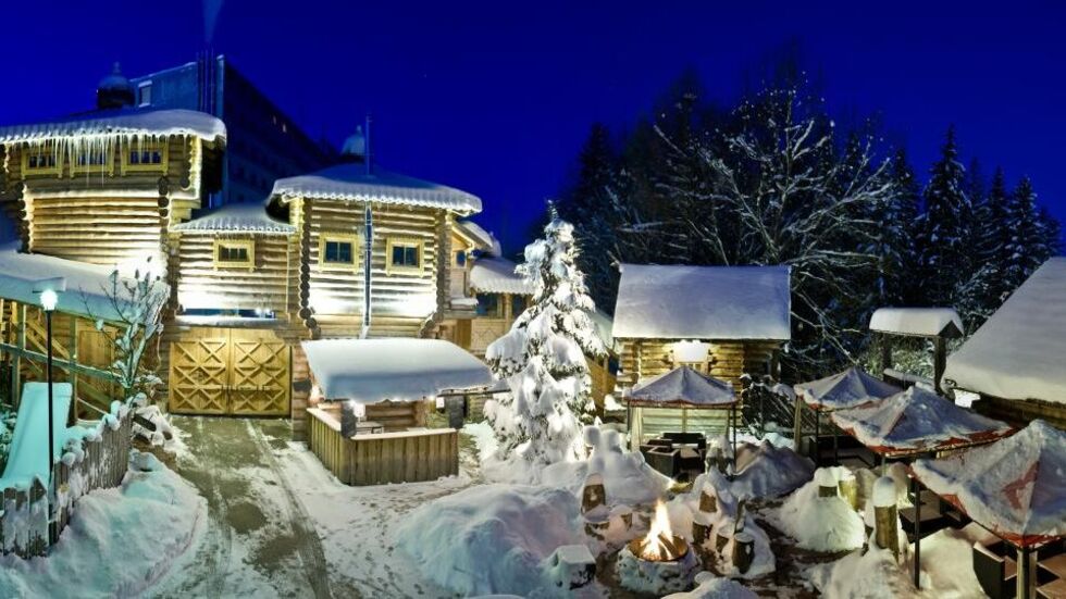 Ein Teil der Saunalandschaft der Badegärten. Ein Teil der Saunalandschaft der Badegärten.