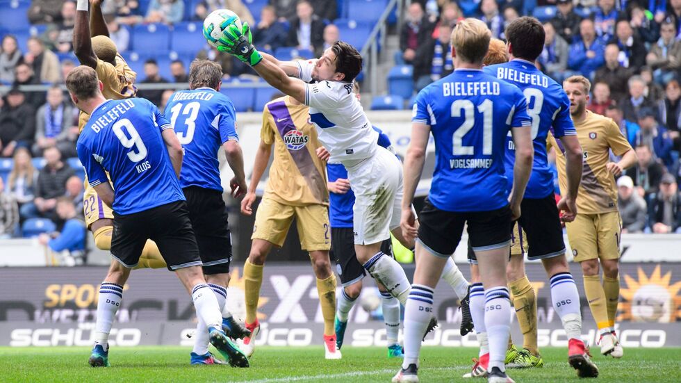 Die Auer Erfolgsserie ist in Bielefeld gerissen. Die Auer Erfolgsserie ist in Bielefeld gerissen.