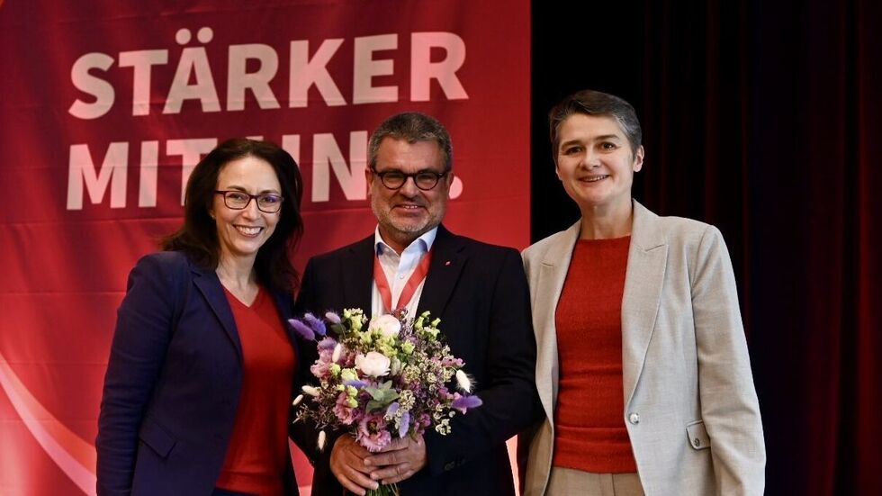 v.l.  Yasmin Fahimi (Vorsitzende des Deutschen Gewerkschaftsbundes), Ralf Hron (neuer Vize-Chef des DGB-Sachsen), Daniela Kolbe ( neue DGB-Landesvorsitzende) 