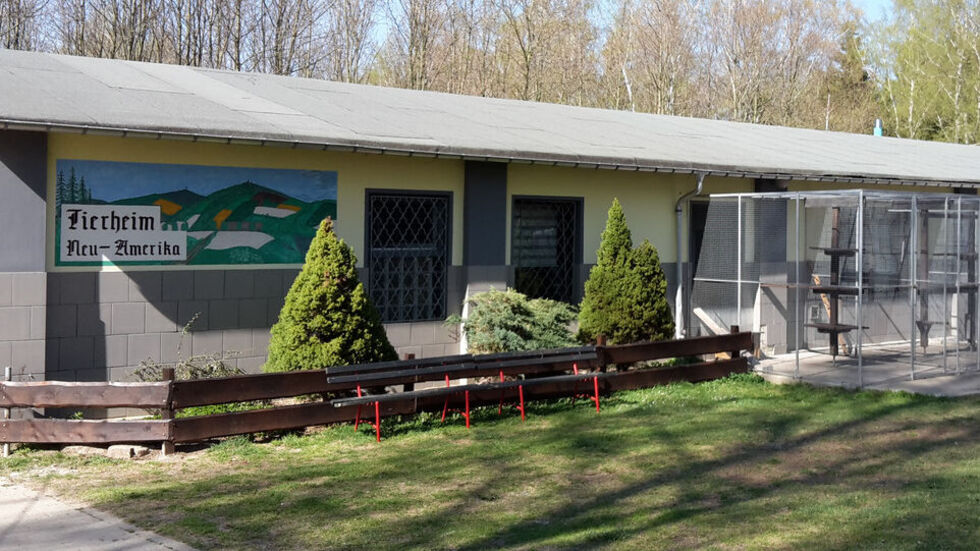 Das ehemalige Stallgebäude muss von Grund auf saniert werden. Das ehemalige Stallgebäude muss von Grund auf saniert werden.