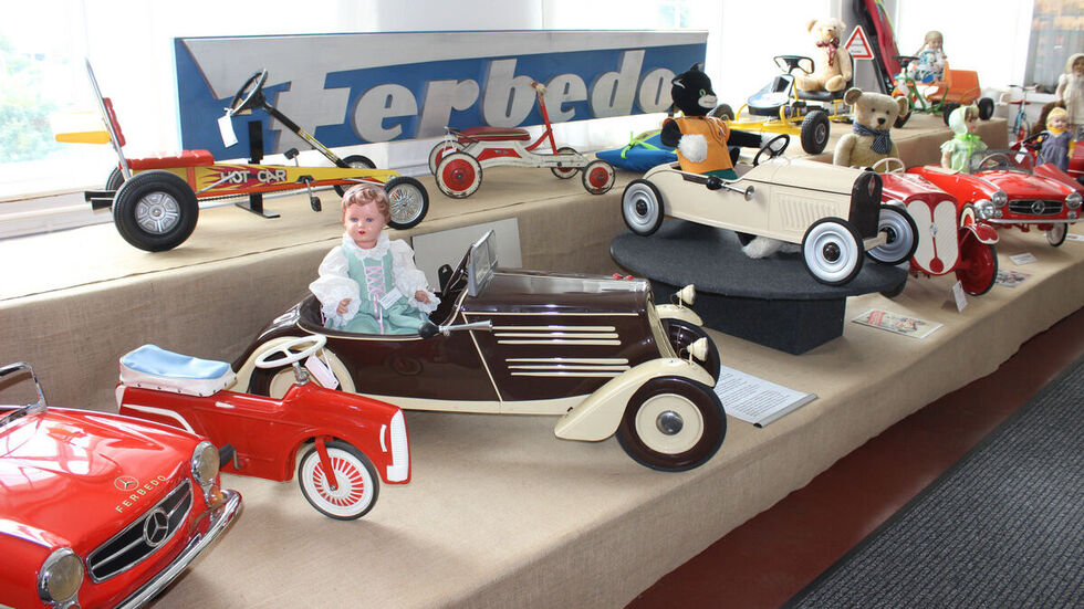 Das Unternehmen "Ferbedo" war bekannt für seine Kinderfahrzeuge. Das Unternehmen "Ferbedo" war bekannt für seine Kinderfahrzeuge.